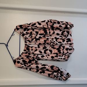 Main Strip Leopard Print Long Sleeve Blouse